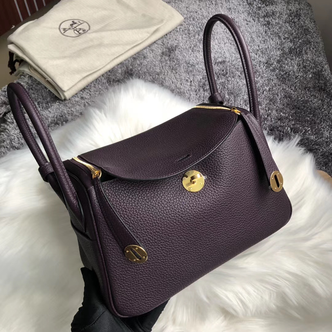 香港黃大仙區愛馬仕琳迪包 Hermes Lindy 26cm Clemence CC59 葡萄紫 Raisin