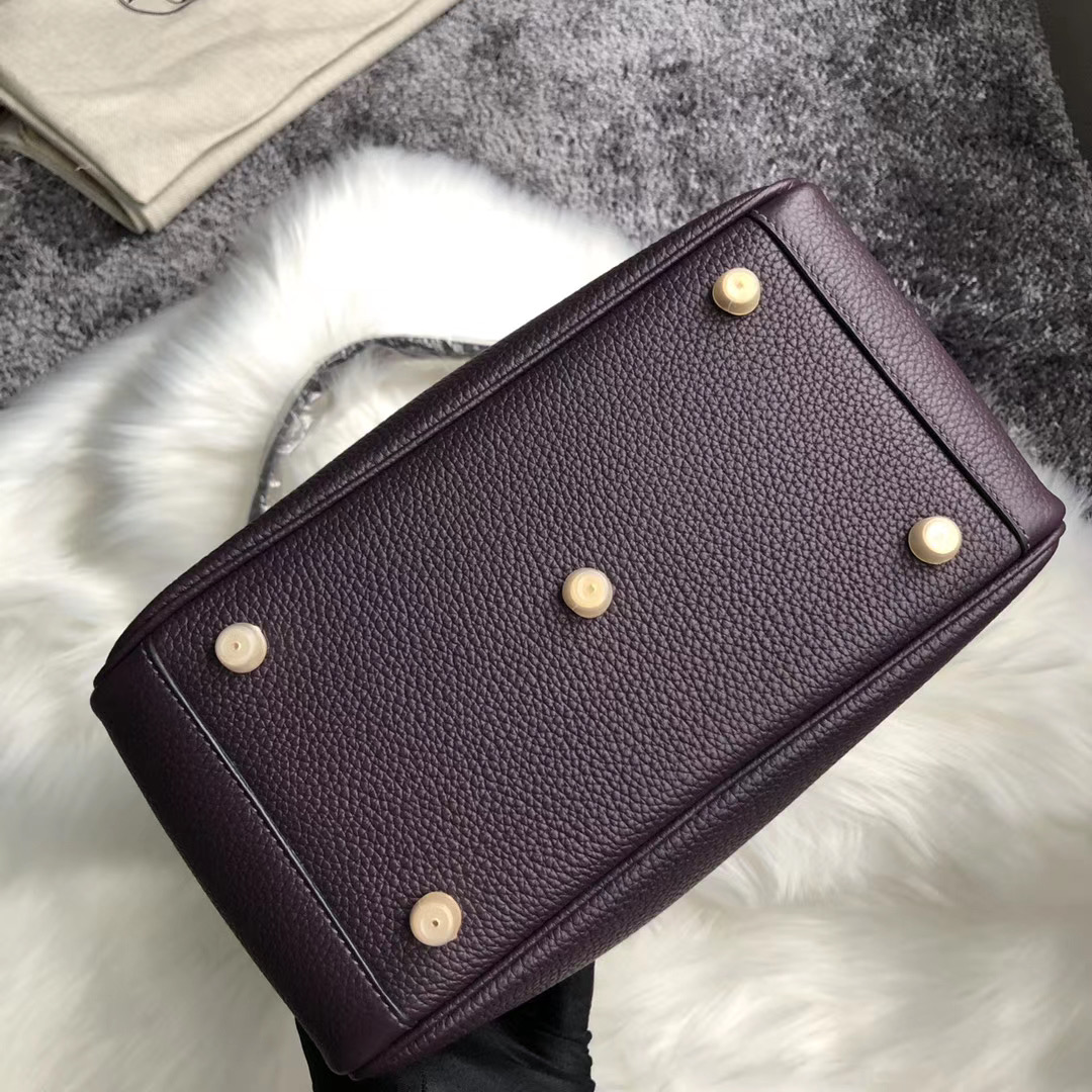 香港黃大仙區愛馬仕琳迪包 Hermes Lindy 26cm Clemence CC59 葡萄紫 Raisin