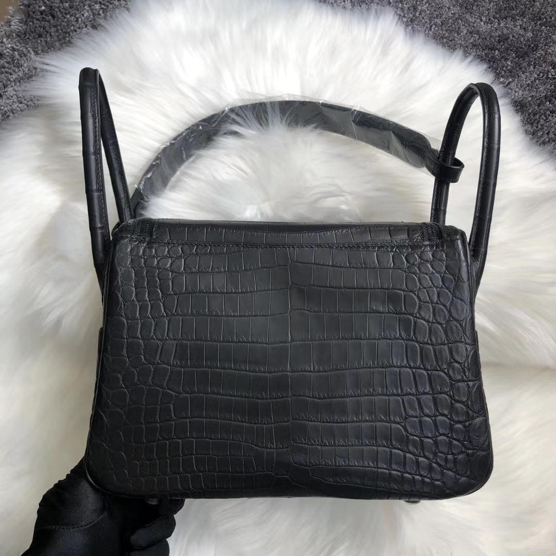 香港觀塘區愛馬仕琳迪包定制 Hermes Lindy26cm So Black Crocodile