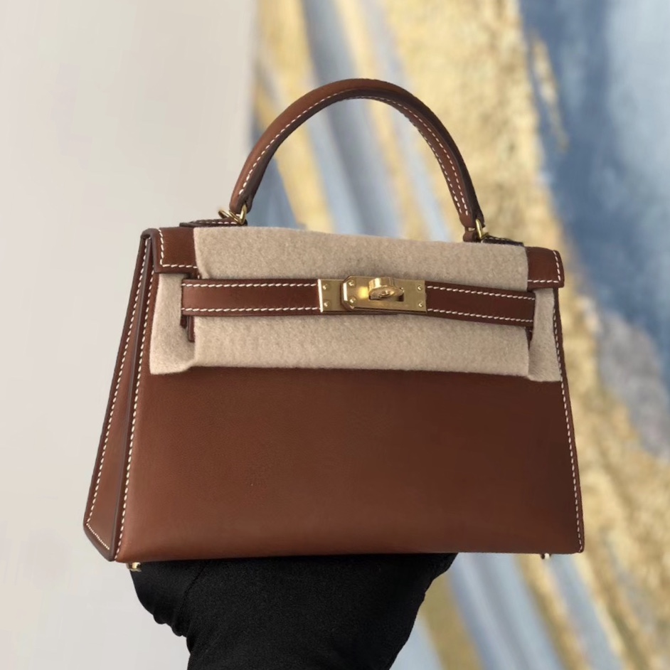 香港葵青區 Hermes Mini Kelly二代 CC37 Gold Barenia Natural 馬鞍皮