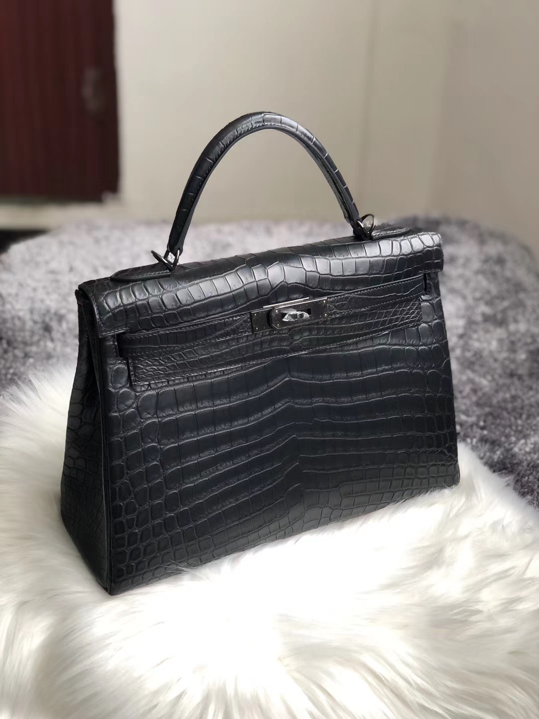 臺灣新北市金山區愛馬仕 Hermes Kelly 32cm So Black Matte Nilo Crocodile