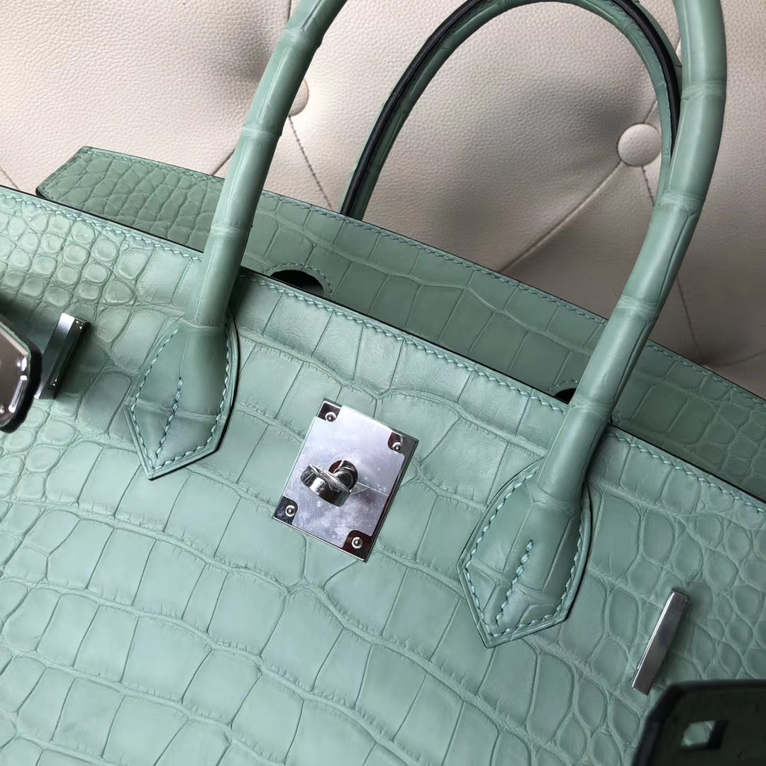 新北市三峽區愛馬仕鉑金包 Hermes Birkin 30cm 6U mint green 薄荷綠美洲鱷