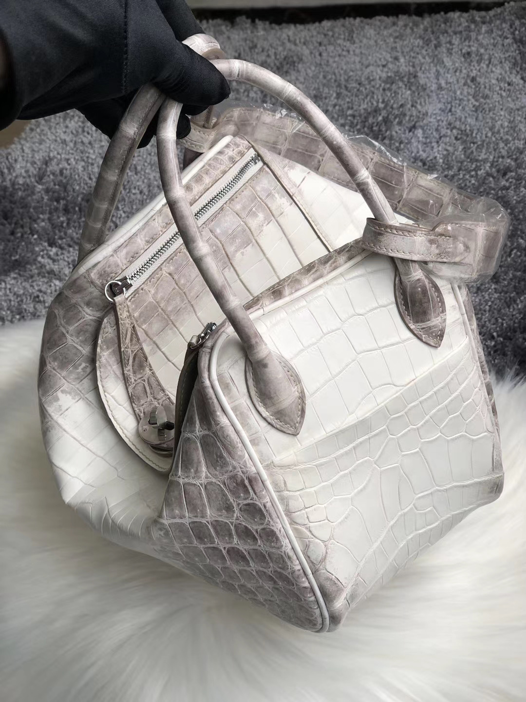 臺灣新北市坪林區愛馬仕包包 Hermes Lindy 26cm Crocodile Himalaya