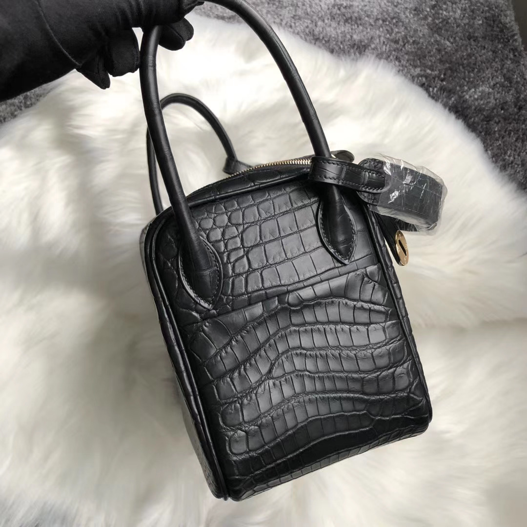 臺灣新北市三芝區 愛馬仕 Hermes Lindy 26cm Matte nilo crocodile Black