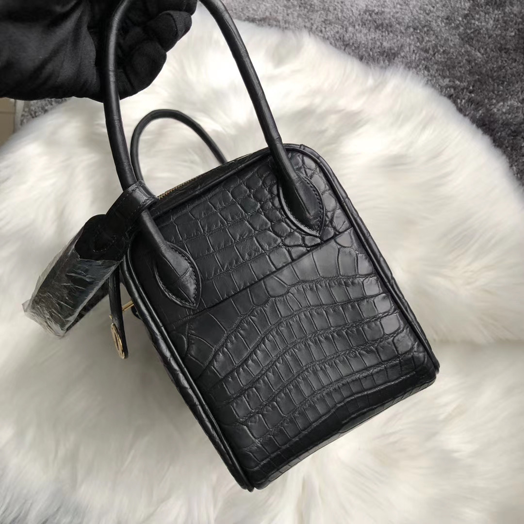 臺灣新北市三芝區 愛馬仕 Hermes Lindy 26cm Matte nilo crocodile Black