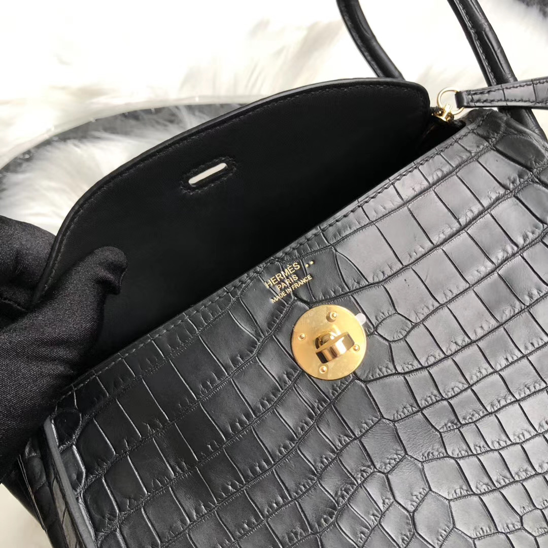 臺灣新北市三芝區 愛馬仕 Hermes Lindy 26cm Matte nilo crocodile Black