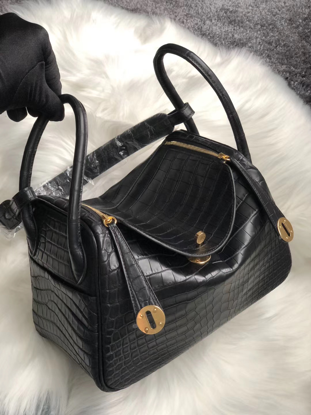 臺灣新北市三芝區 愛馬仕 Hermes Lindy 26cm Matte nilo crocodile Black