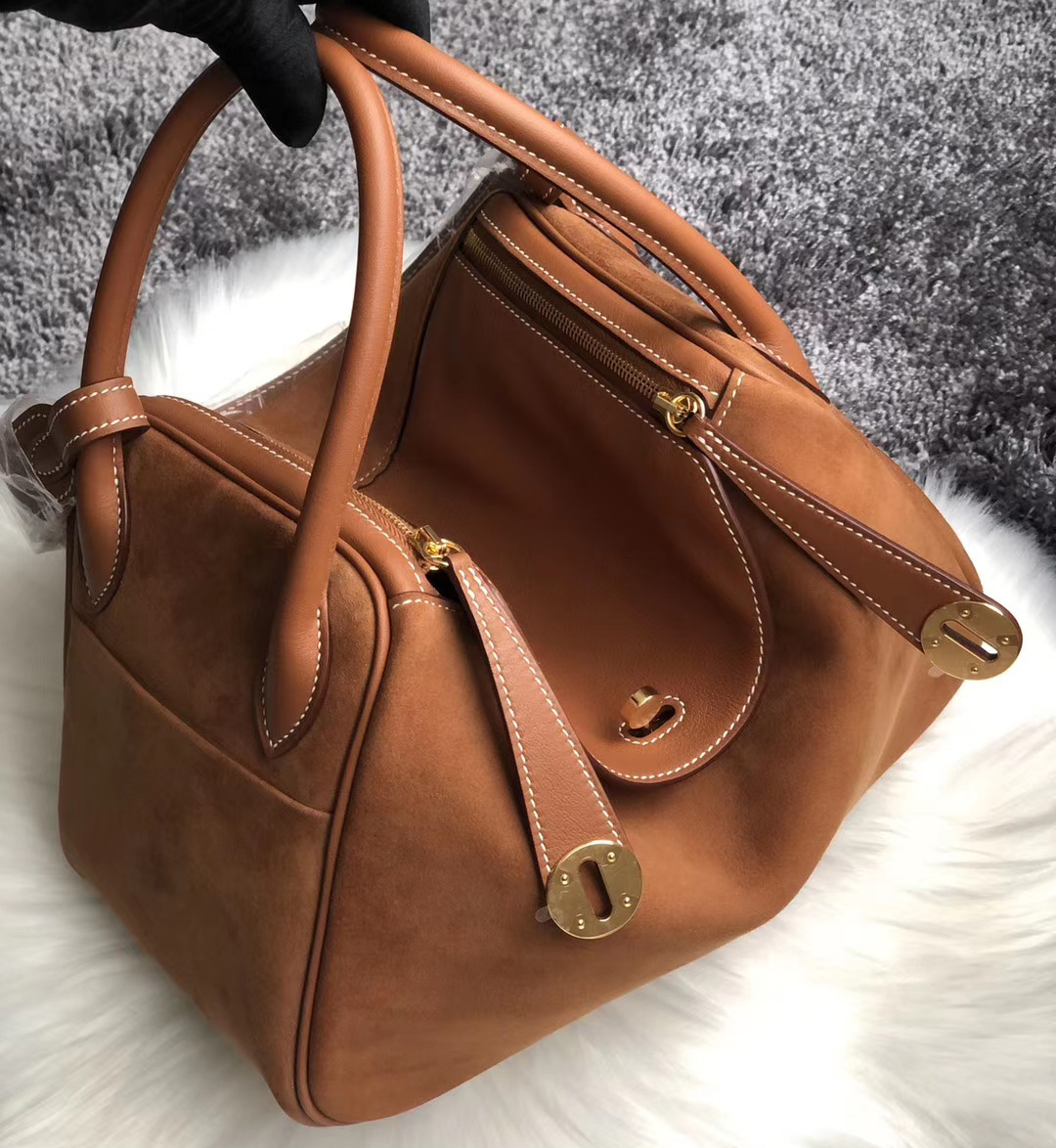 臺灣高雄市阿蓮區 Hermes Hermes Lindy 26cm 麂皮拼 Evercolor CC37 Gold 金棕色