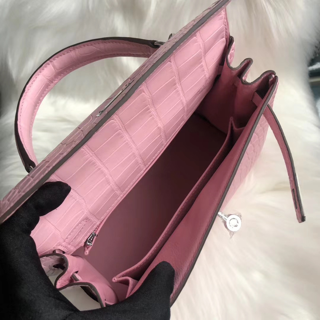 新北市鶯歌區 Taiwan Hermes Kelly 25cm 5P Pink 櫻花粉 crocodile 尼羅鱷