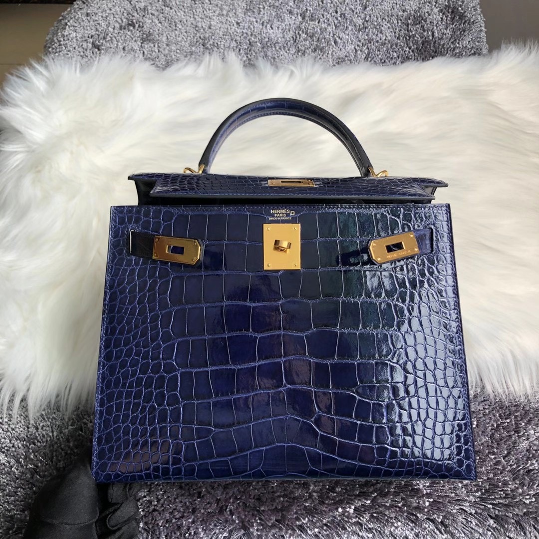 香港中西區山頂盧吉道 愛馬仕凱莉包 Hermes Kelly28cm crocodile M3 Blue Encre 墨水藍