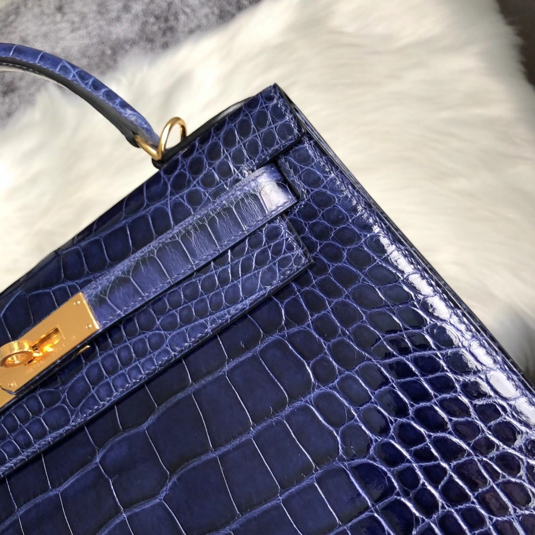 香港中西區山頂盧吉道 愛馬仕凱莉包 Hermes Kelly28cm crocodile M3 Blue Encre 墨水藍