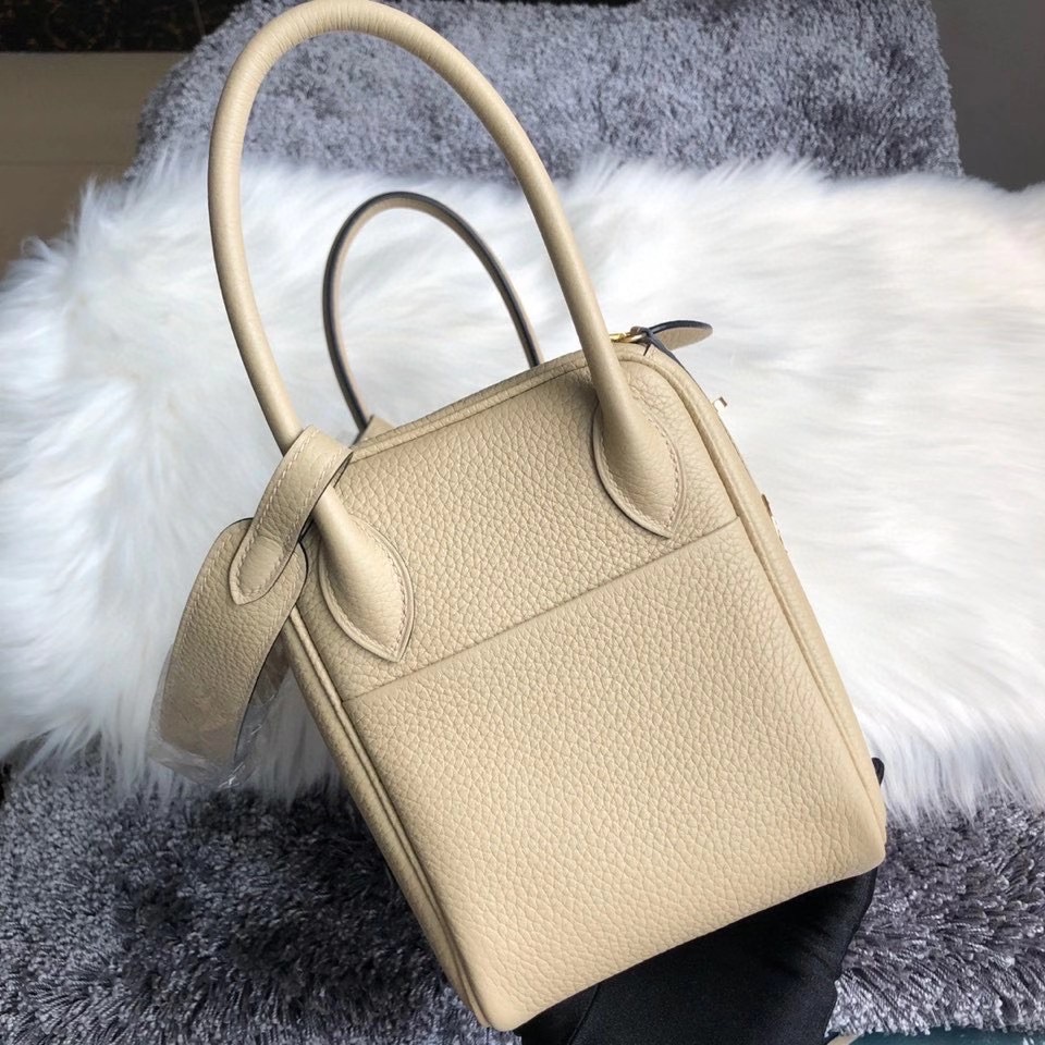 新北市深坑區 愛馬仕琳迪包大全 Hermes Lindy 26cm Clemence S2 Trench