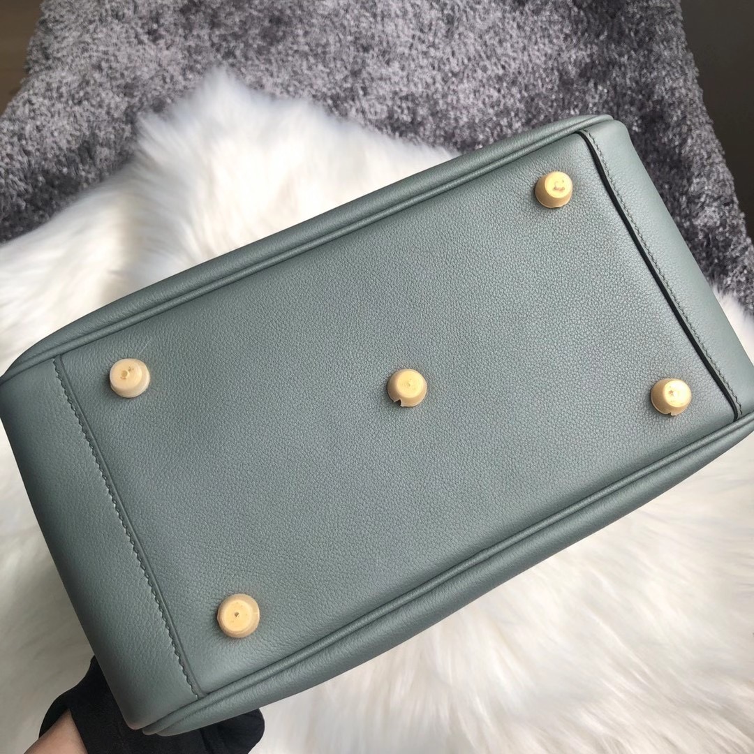 臺灣臺北市北投區 愛馬仕 Hermes Lindy 26cm Evercolor CC63 Vert Amande