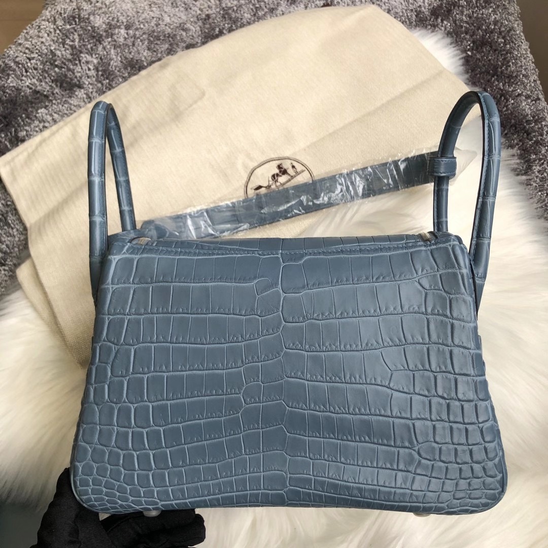 臺灣臺北市北投區 Hermes Lindy 26cm N7 Blue Tempete nilo crocodile