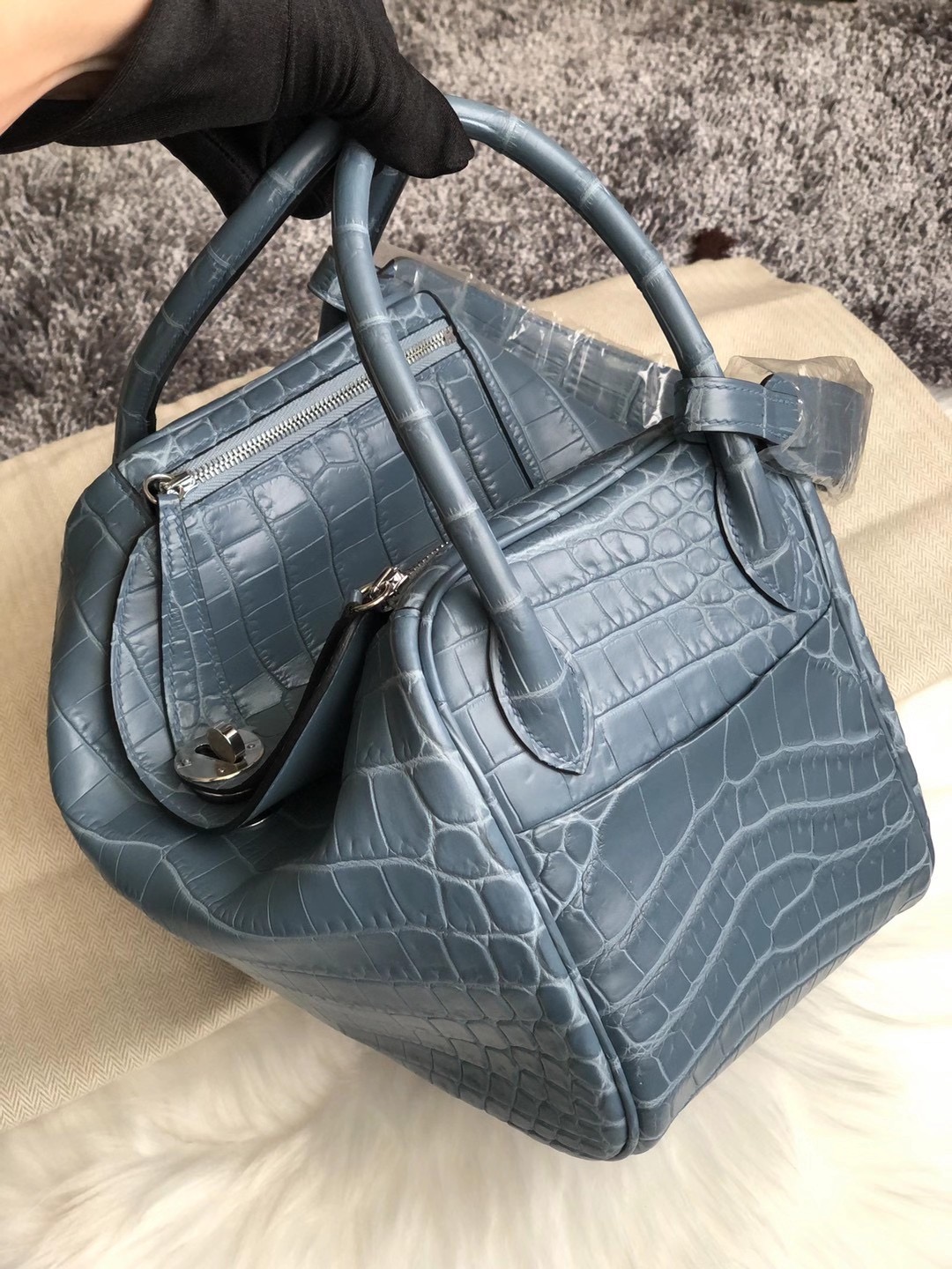 臺灣臺北市北投區 Hermes Lindy 26cm N7 Blue Tempete nilo crocodile