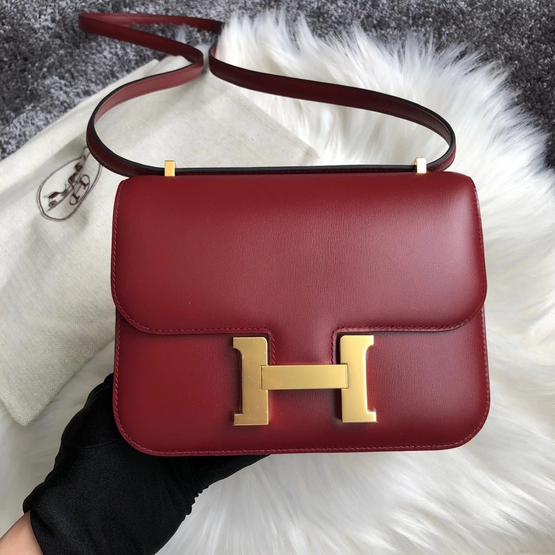 愛馬仕康康包價格是多少? Hermes Constance 18cm Box 55 Rouge H 愛馬仕紅