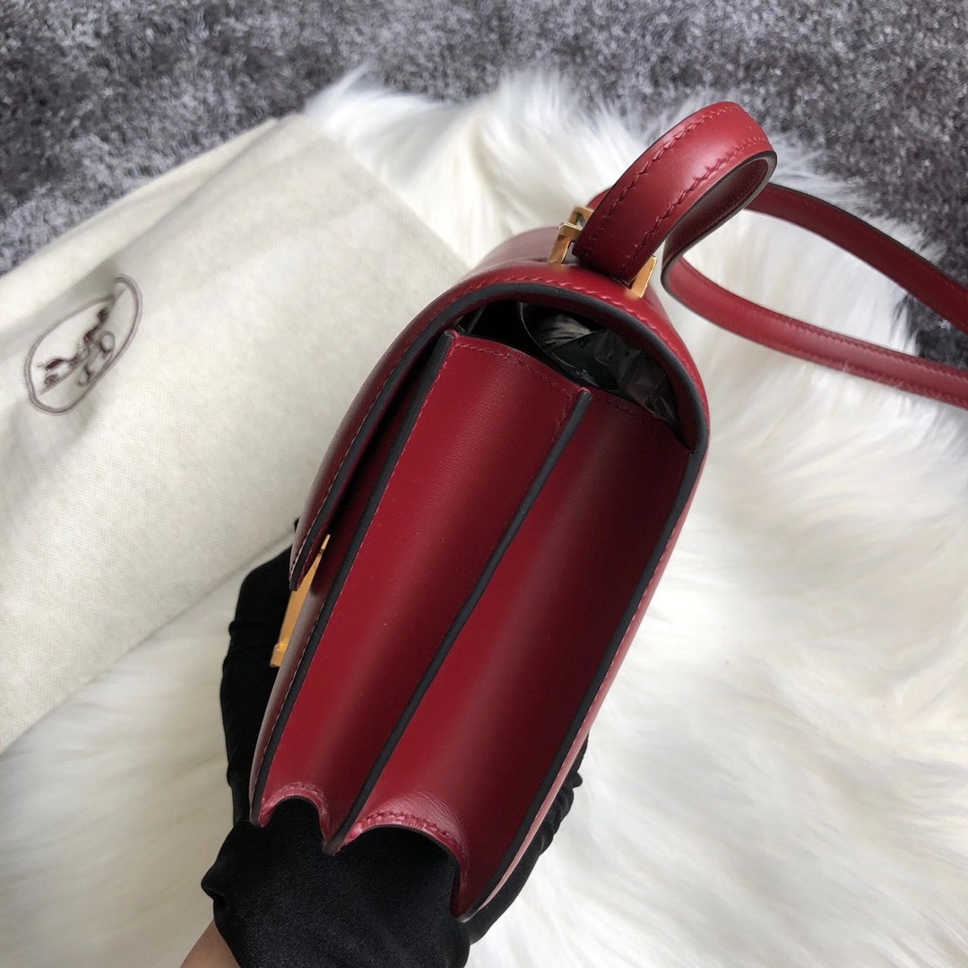 愛馬仕康康包價格是多少? Hermes Constance 18cm Box 55 Rouge H 愛馬仕紅