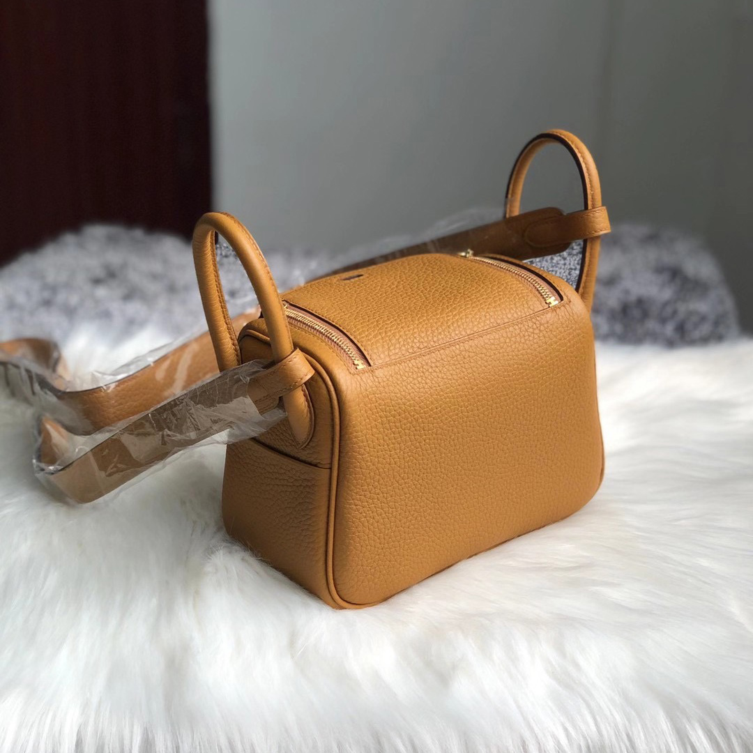 臺灣臺北市北投區 臺北市士林區 Taiwan Hermes Mini Lindy 2S Seasme 芝麻色