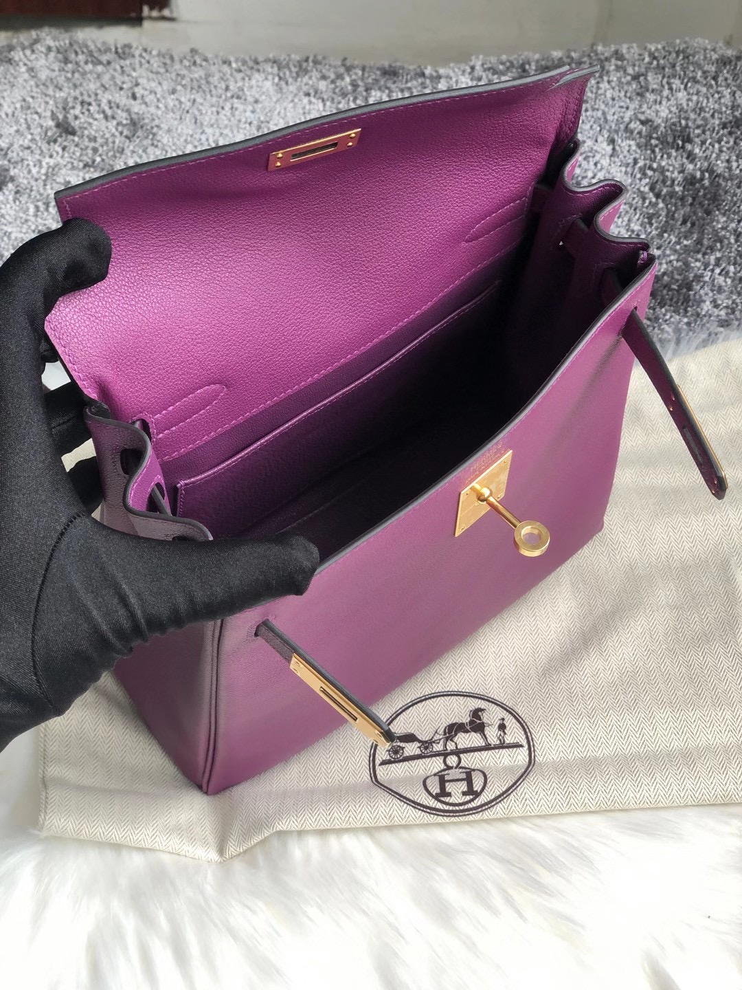 灣仔區 銅鑼灣 愛馬仕凱莉 雙肩背包 Hermes Kelly Ado 22cm Evercolor P9 Anemone