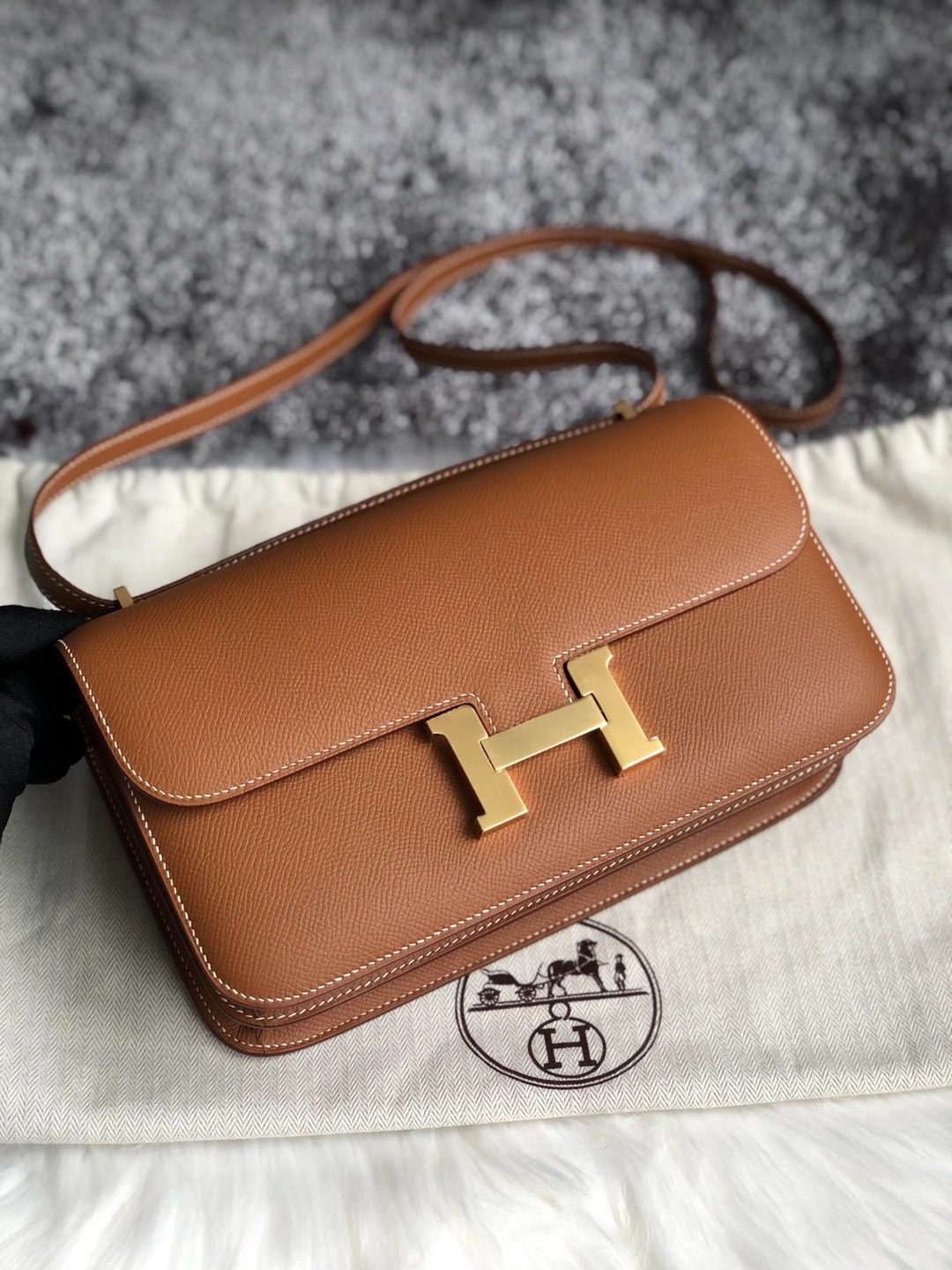 臺灣臺中市大裏區 Hermes Constance 26cm Elan Epsom Ck37 Gold 金棕色