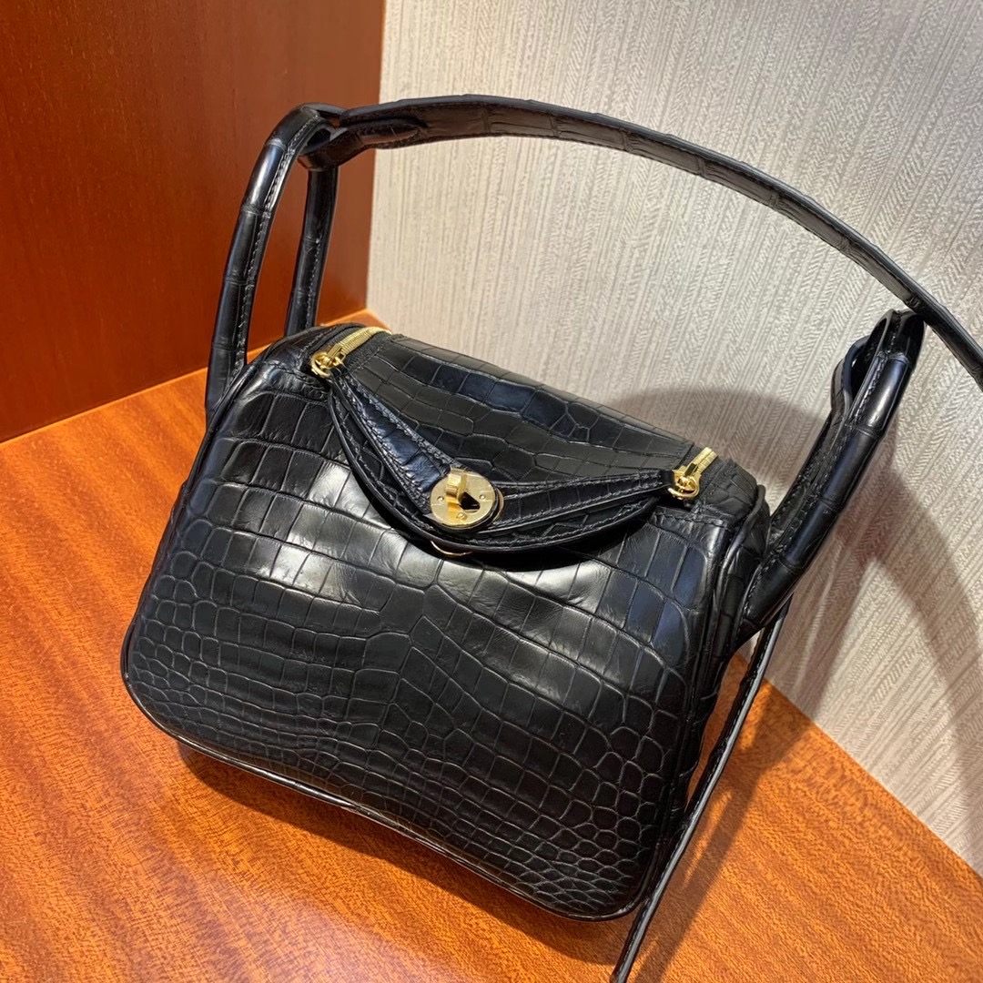 香港北區古洞 Hermes Lindy Mini 霧面兩點 尼羅鱷魚 Matte Nilo Crocodile CC89