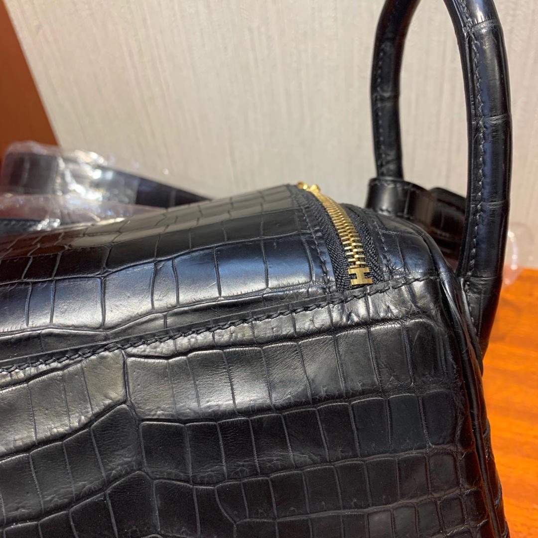 香港北區古洞 Hermes Lindy Mini 霧面兩點 尼羅鱷魚 Matte Nilo Crocodile CC89