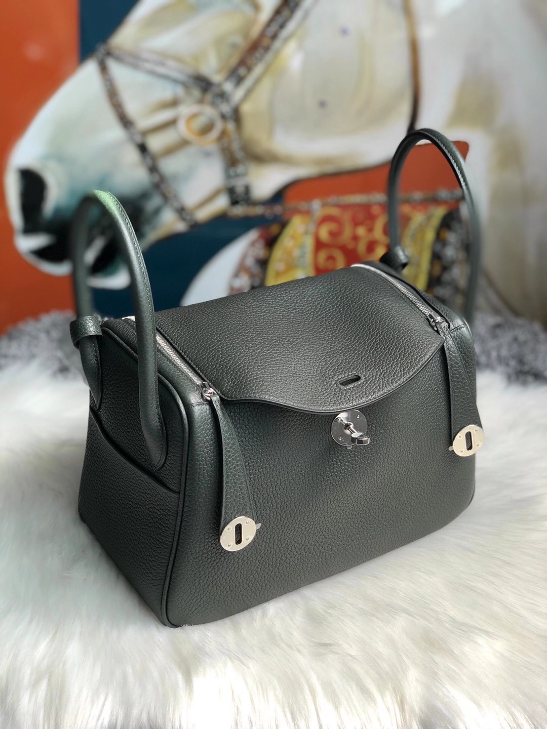 Lantau, Hong Kong Hermes Lindy 26cm Clemence 6O Vert Cyprès 松柏綠