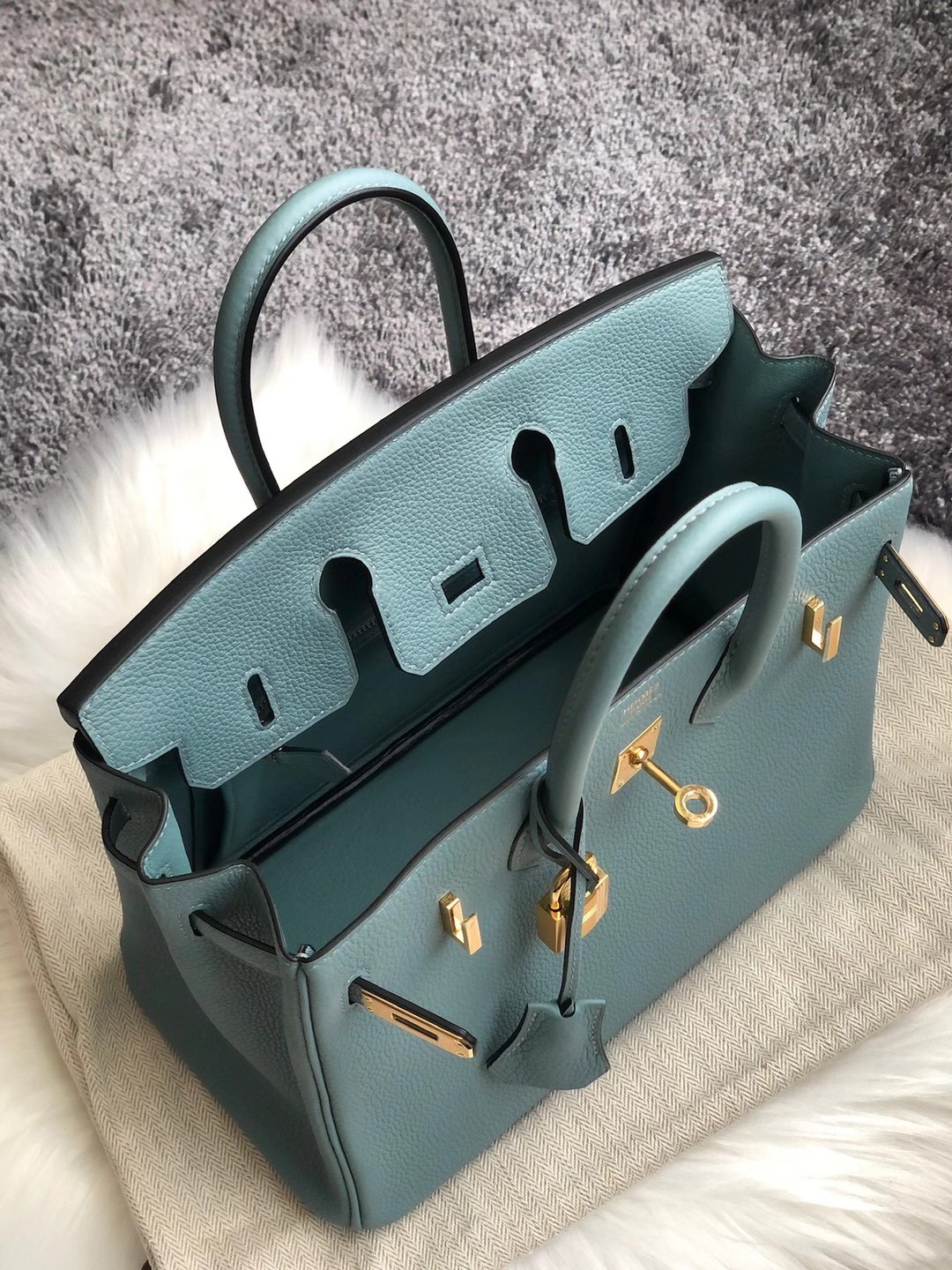 Sai Kung District, Hong Kong Hermes Birkin 25cm Togo 7G Ciel 天青色