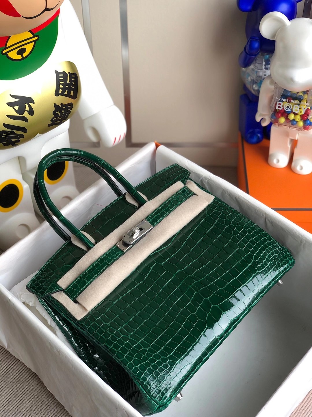 香港西貢區清水湾 Hermes Birkin 30cm 67 Vert Fonce 祖母綠 亮面倒V 澳洲灣鱷