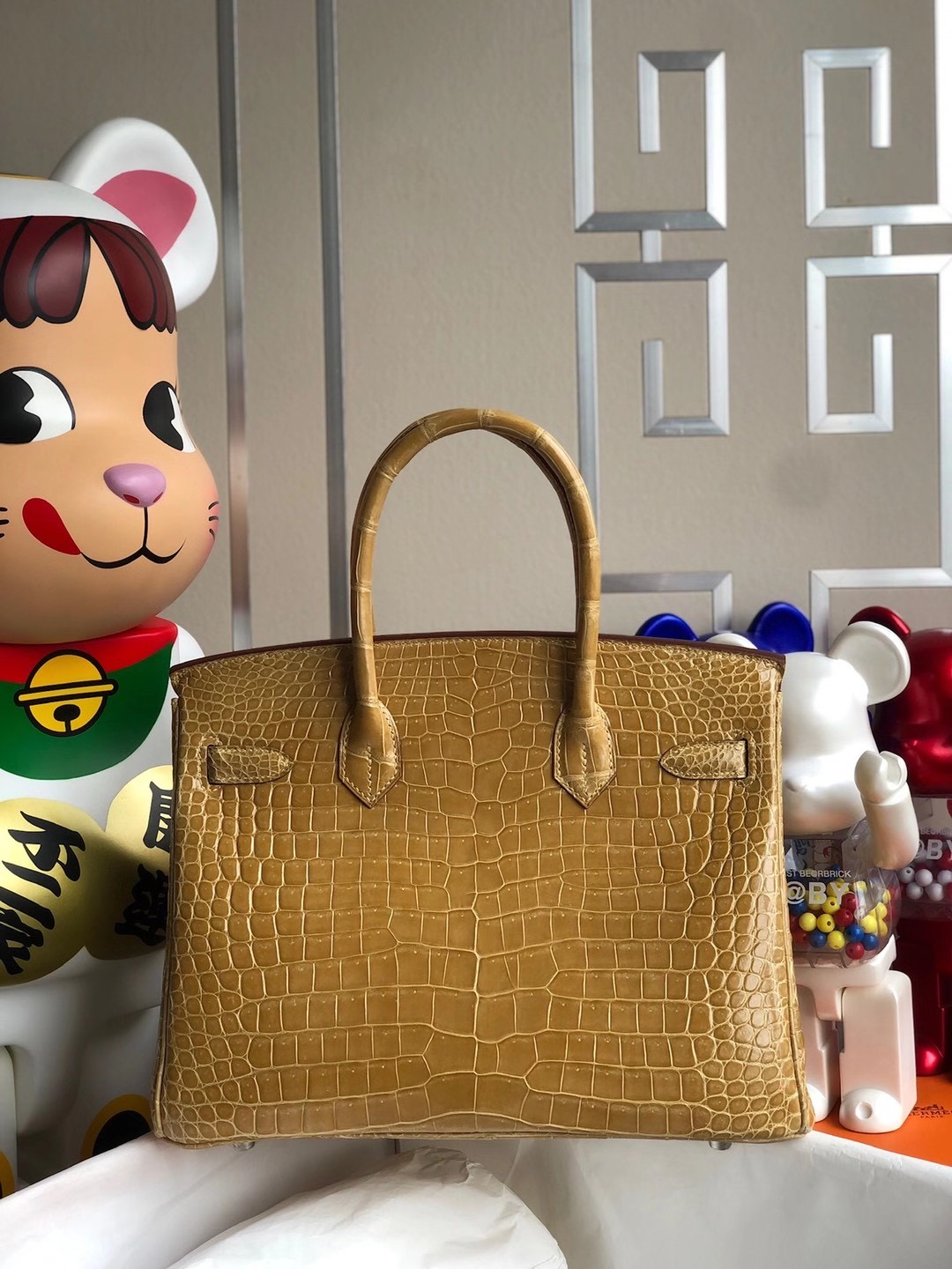 Hong Kong Hermes Birkin 30cm CK14 Beige 杏色 亮面倒V 澳洲灣鱷