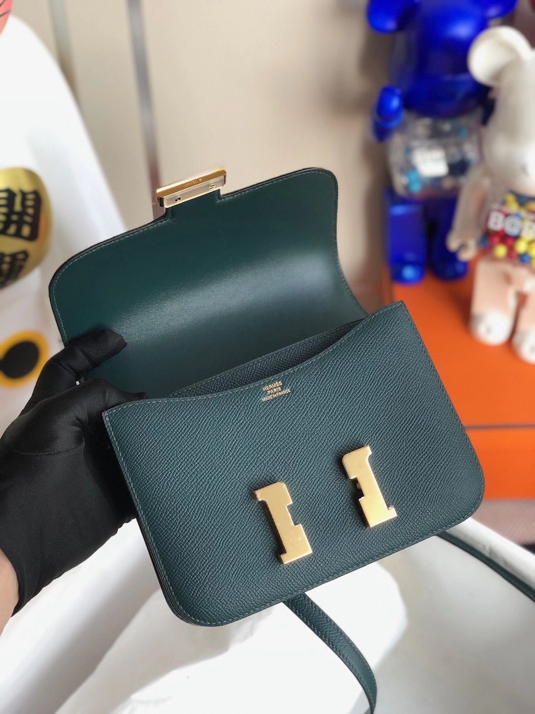 Tuen Mun District, Hong Kong Hermes Constance Mini Epsom 6O Vert Cypres 松柏綠