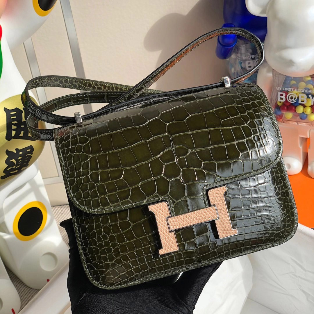 Hermes Constance Mini 亮面美洲鱷魚6H Olive green橄欖綠配蜥蜴扣