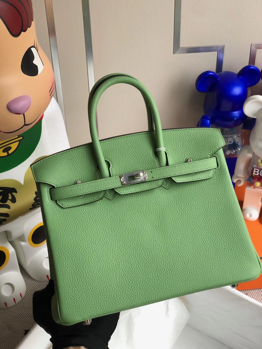 愛馬仕鉑金包定制多少錢 Hermes Birkin 25cm Togo 3I 牛油果綠 Vert Criquet 蟋蟀綠