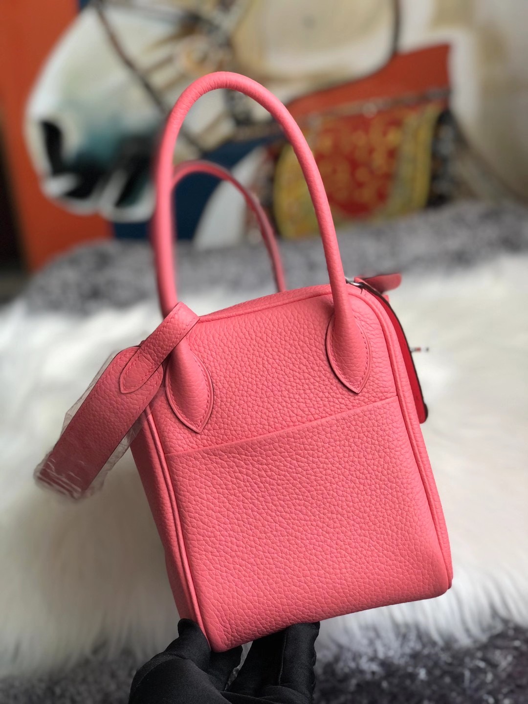 臺灣桃園市蘆竹區 Hermes Lindy 26cm U5 Rose Lipstick 唇膏粉 Clemence