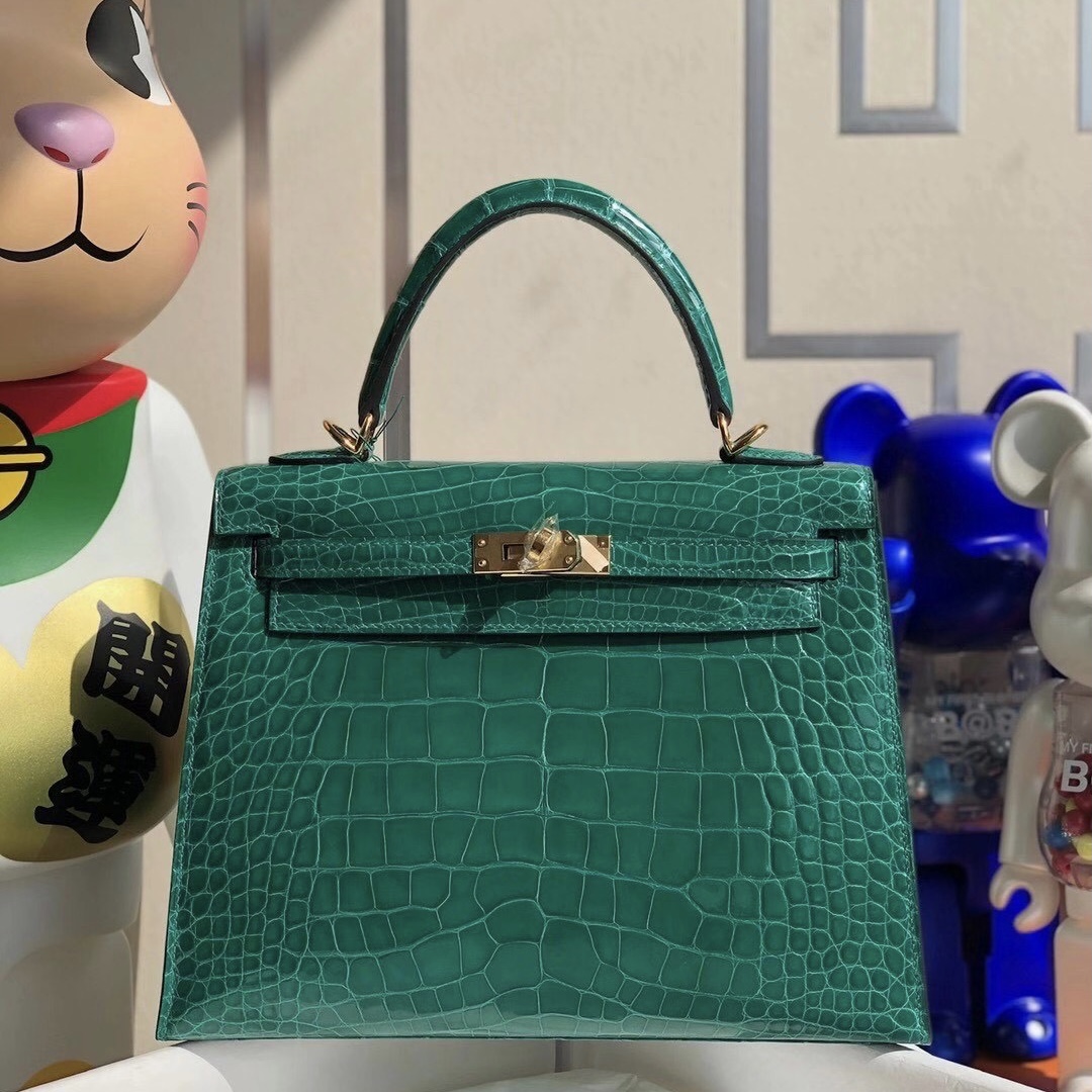 香港北區沙頭角 Hermes Kelly 25cm 6Q Very emeraude 翡翠綠 亮面方塊 美洲鱷魚