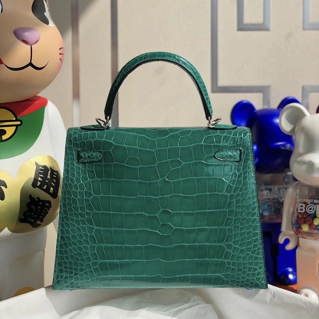 香港北區沙頭角 Hermes Kelly 25cm 6Q Very emeraude 翡翠綠 亮面方塊 美洲鱷魚