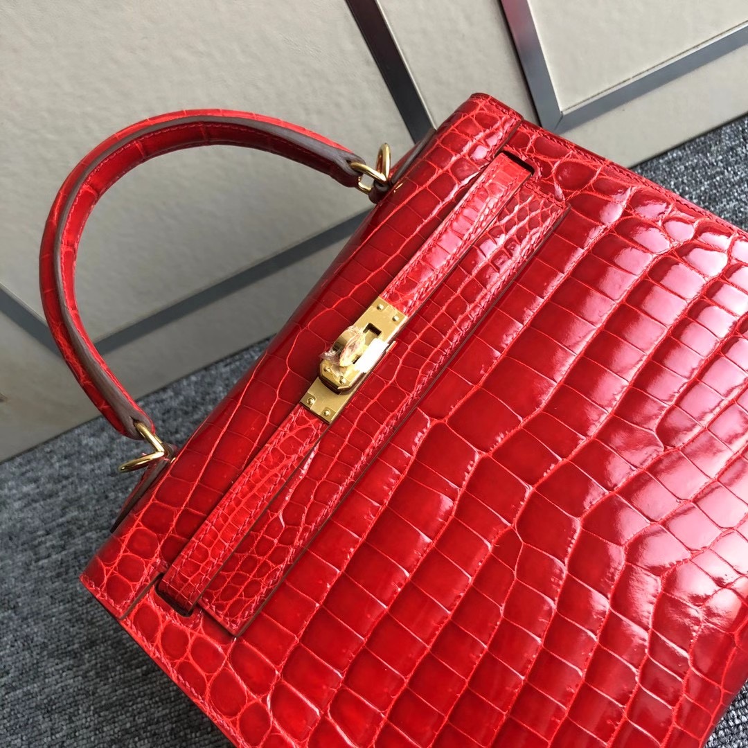 臺灣新北市三重區 Hermes Kelly 25cm 供珠尼羅鱷魚 ck95 Braise 法拉利紅