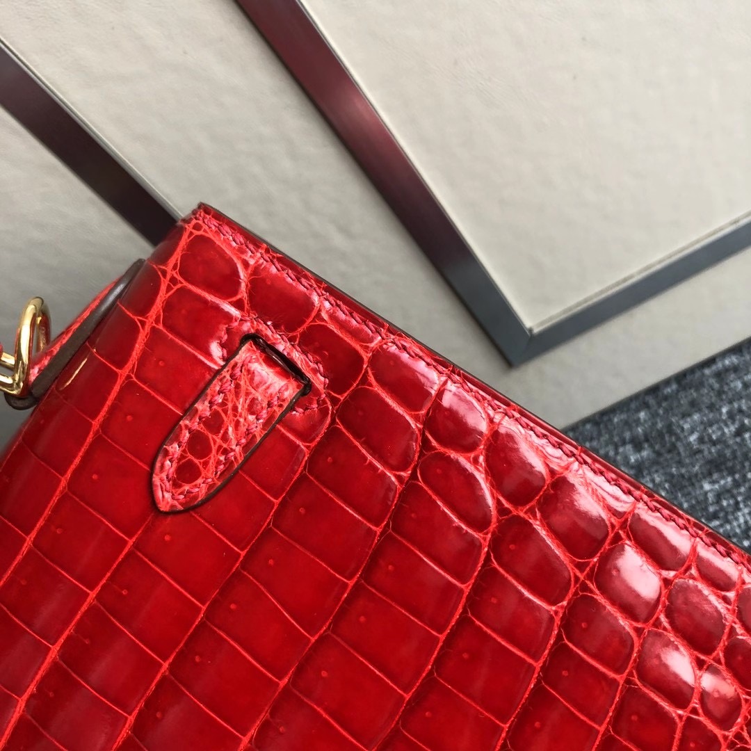 臺灣新北市三重區 Hermes Kelly 25cm 供珠尼羅鱷魚 ck95 Braise 法拉利紅