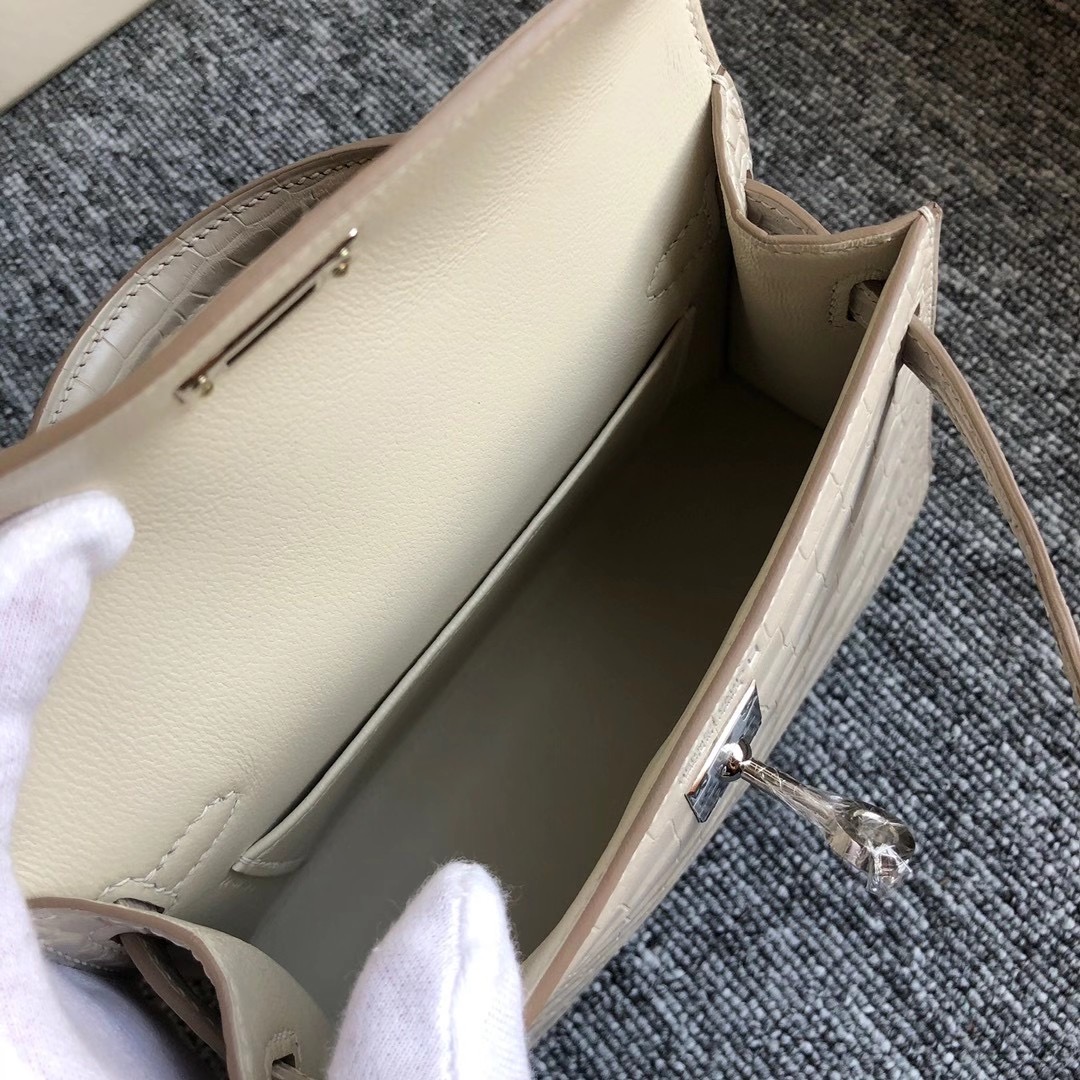 臺灣臺中市豐原區 愛馬仕迷你凱莉包2代 Hermes Kelly Mini 2 Matte Alligator Crocodile