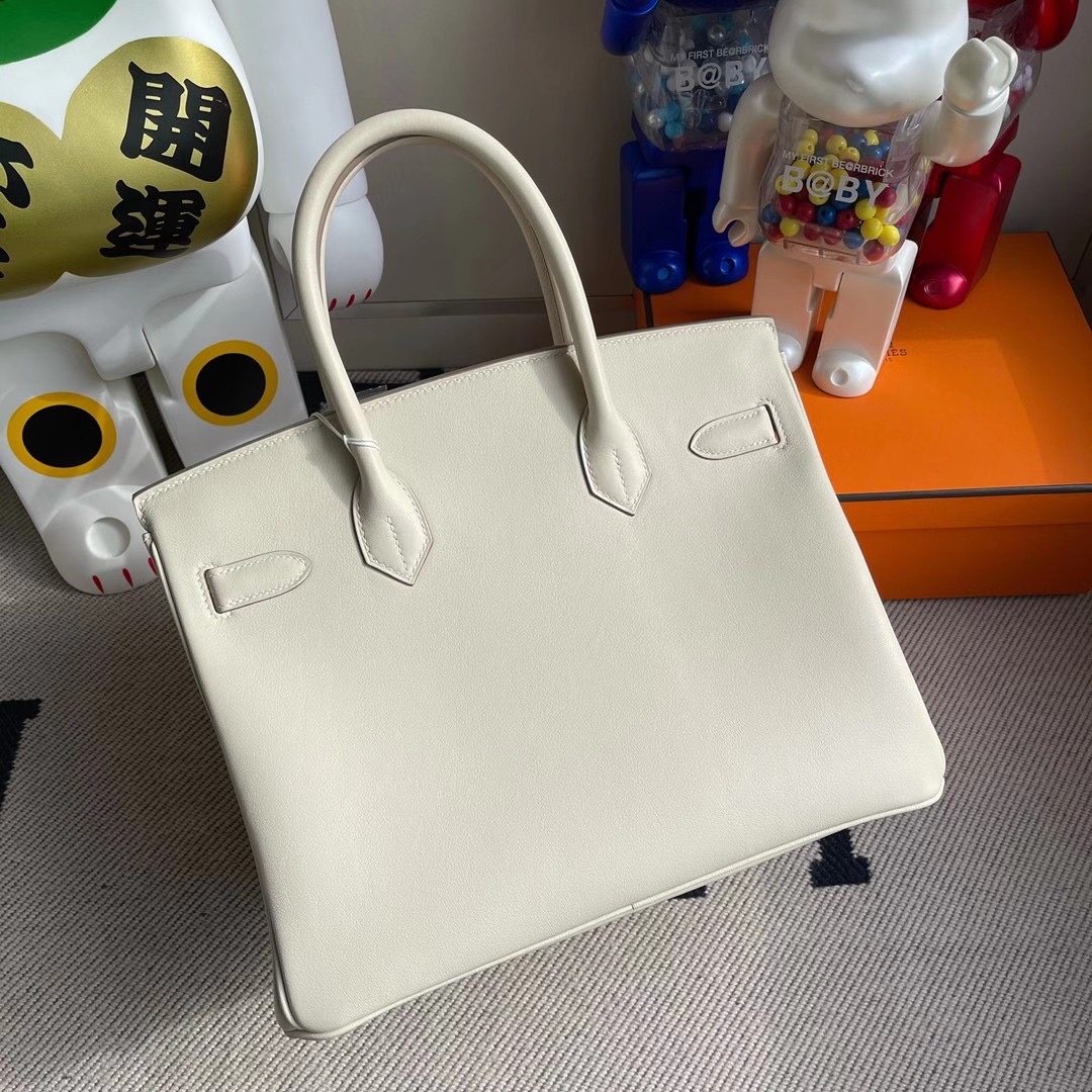 香港南區石澳 赤柱 Hermes Birkin 30cm CK10 Craie 奶昔白 Swift calfskin 银扣