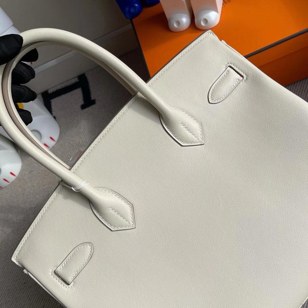 香港南區石澳 赤柱 Hermes Birkin 30cm CK10 Craie 奶昔白 Swift calfskin 银扣