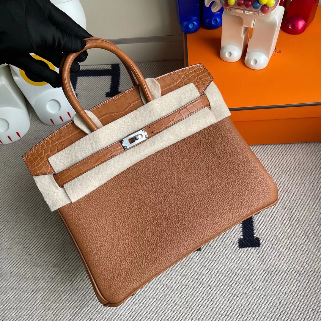 香港九龍城區紅磡 Hong Kong Hermes Birkin 25cm Touch CK37 Gold 金棕色