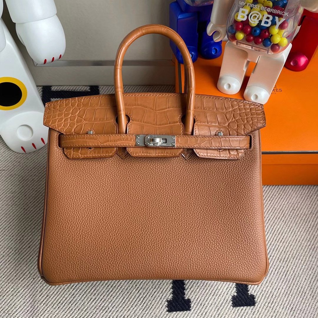 香港九龍城區紅磡 Hong Kong Hermes Birkin 25cm Touch CK37 Gold 金棕色