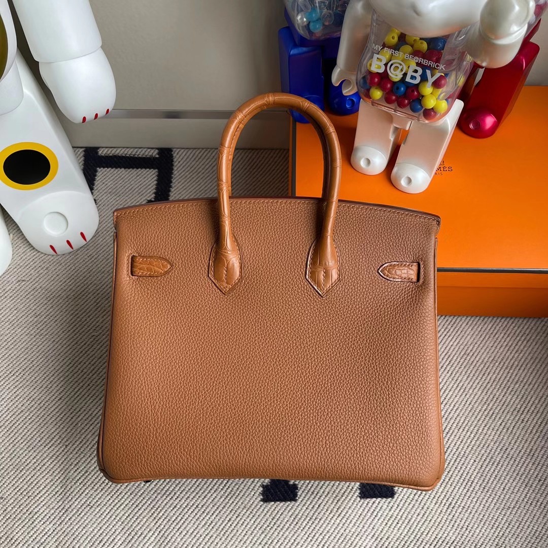 香港九龍城區紅磡 Hong Kong Hermes Birkin 25cm Touch CK37 Gold 金棕色