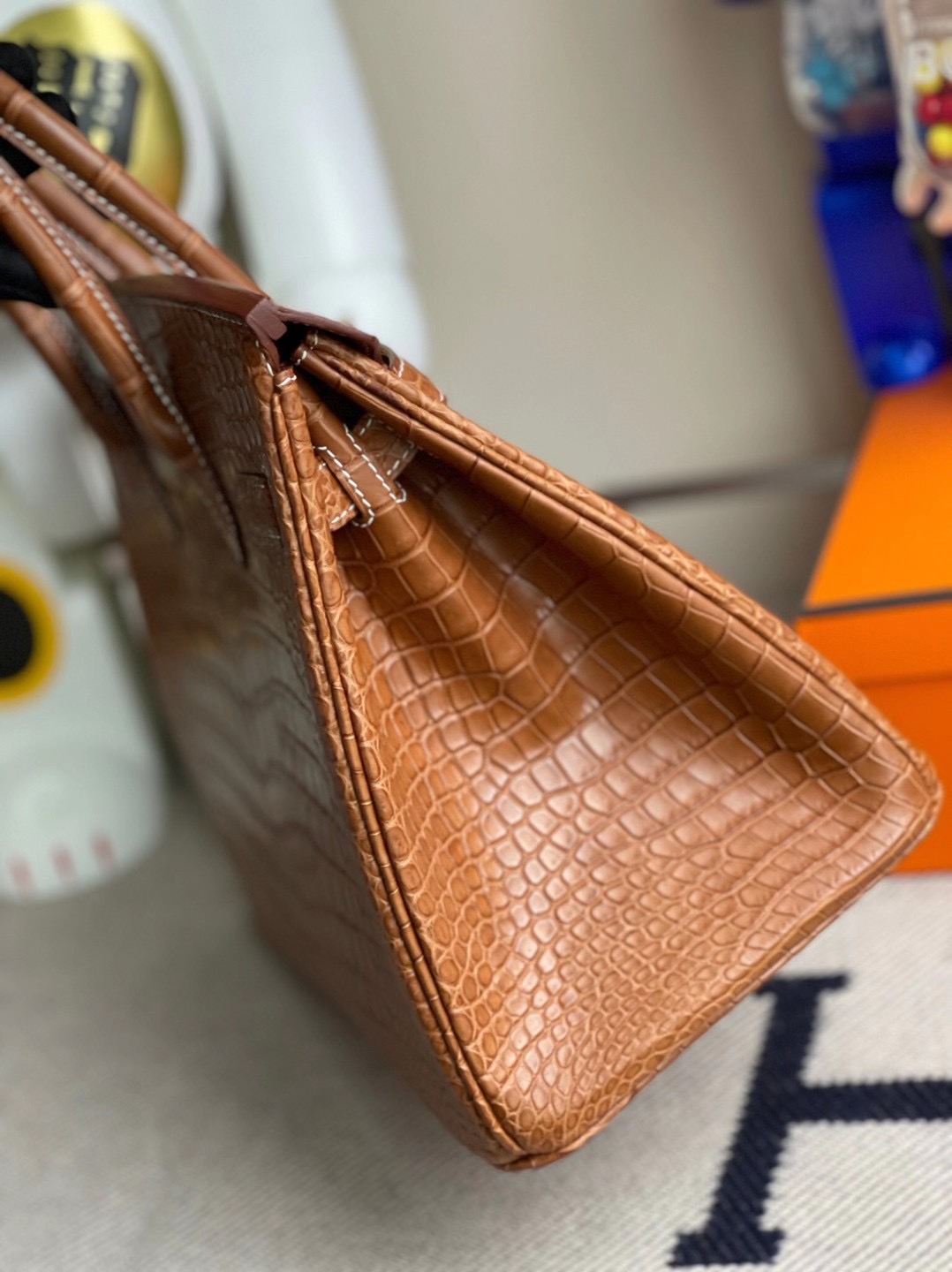 香港東區柴灣 東區太古 Hermes Birkin 30cm 霧面倒V澳洲灣鱷 CK37金棕色 Gold