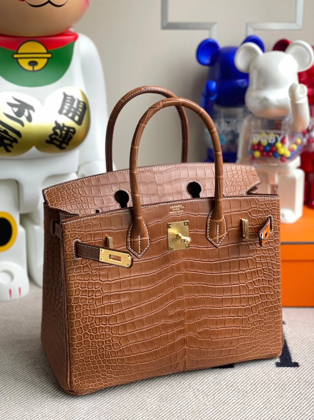 香港東區柴灣 東區太古 Hermes Birkin 30cm 霧面倒V澳洲灣鱷 CK37金棕色 Gold