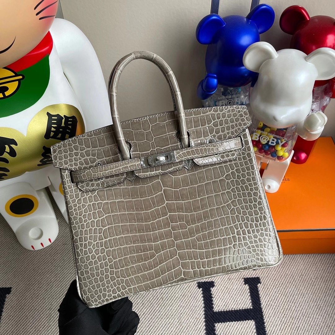 香港東區筲箕灣 愛馬仕鉑金包 Hermes Birkin 25cm CK81 Gris Tourterelle 斑鳩灰 亮面倒V 澳洲灣鱷