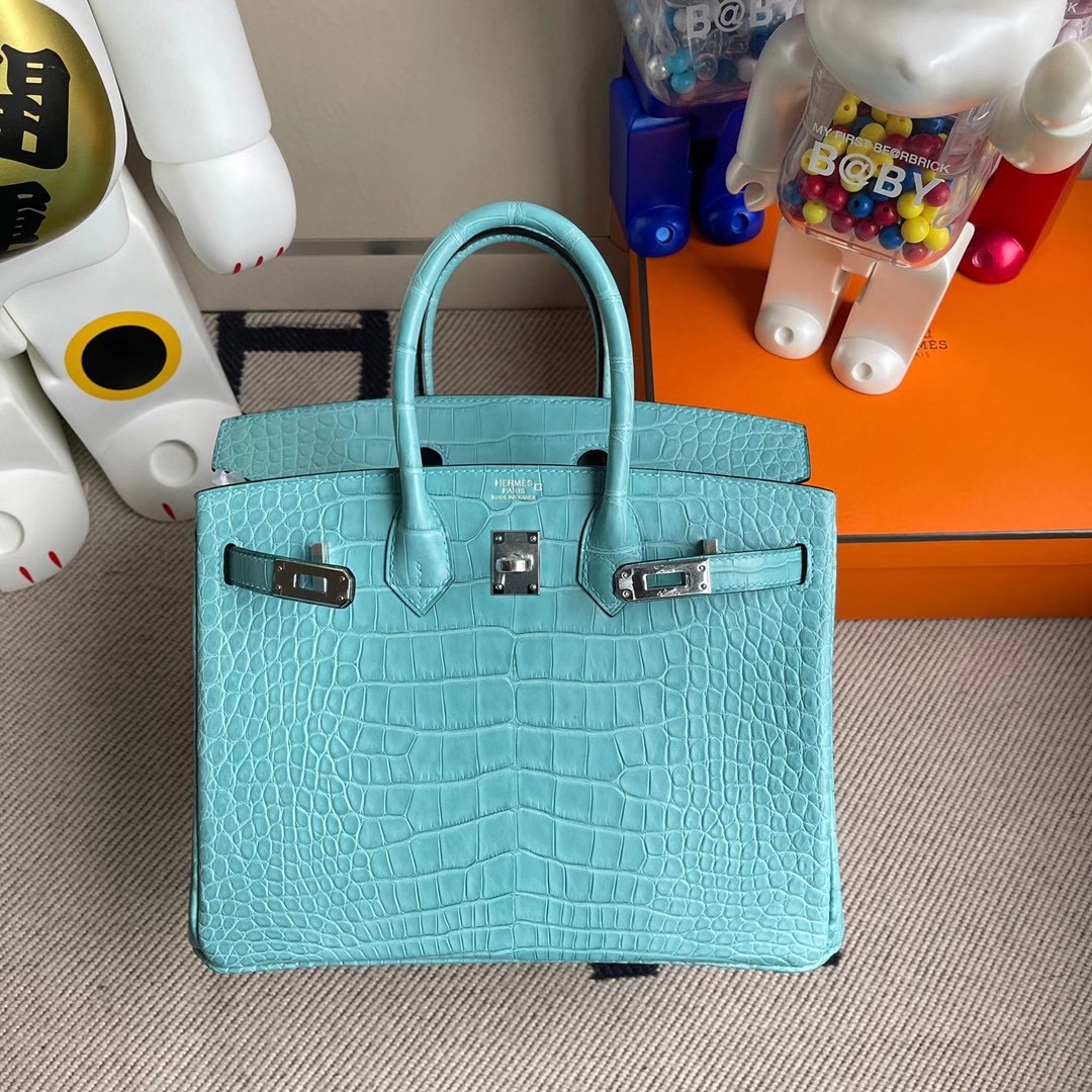 香港東區西河灣愛馬仕鉑金包 Hermes Birkin 25cm 美洲鱷魚 3Z bleu Saint-Cyr 聖西爾藍