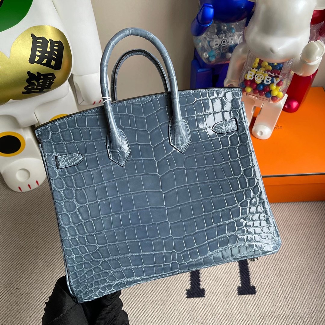 臺灣新北市林口區 Hermes Birkin 25cm 兩點 尼羅鱷魚 CK75 牛仔藍 Blue Jean