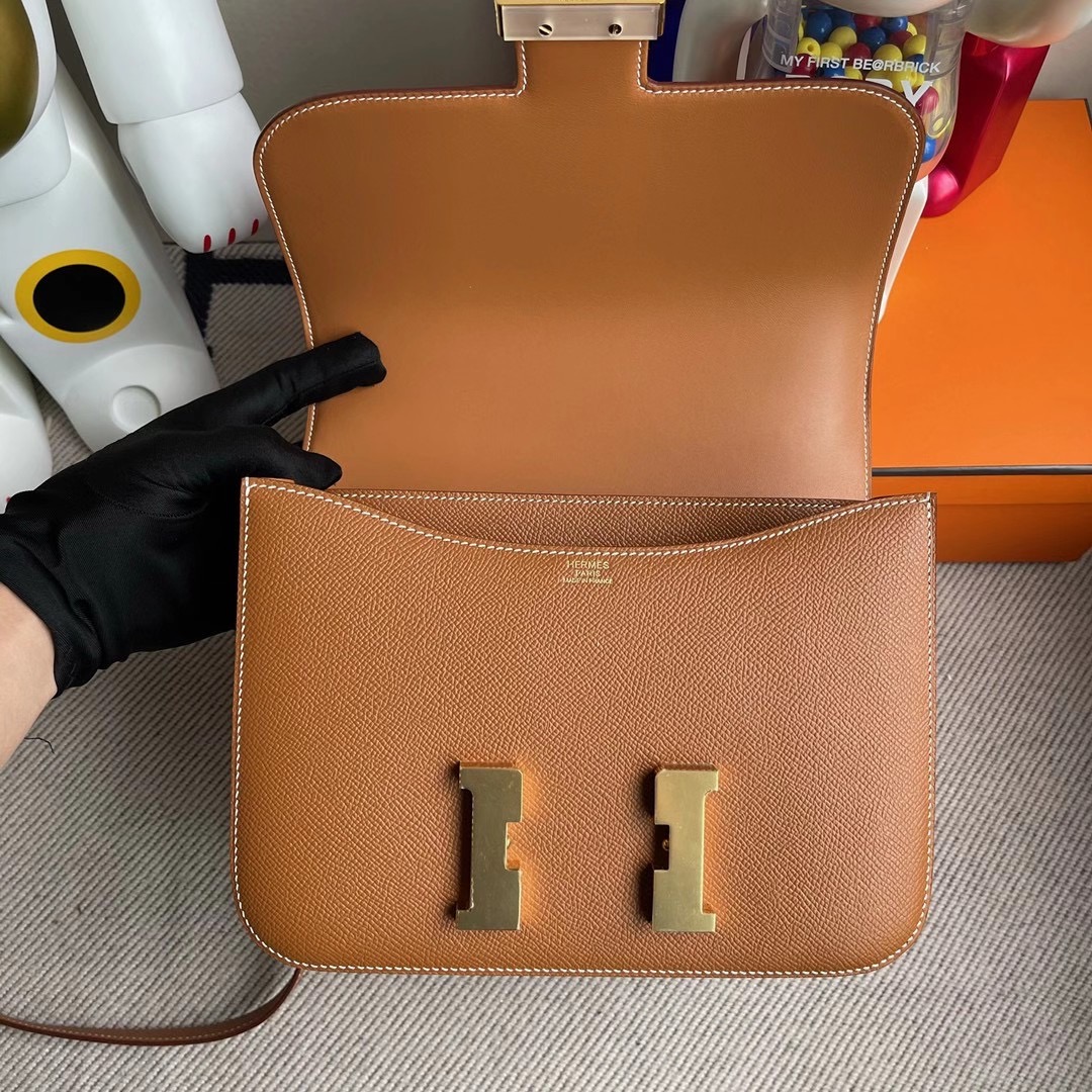 臺灣桃園市桃園區 Hermes Constance MINI Epsom CK37 Gold 金棕色 金扣